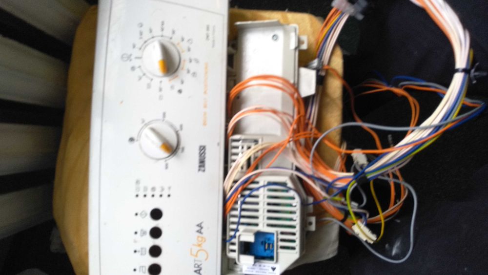 передня панель. Програматор. Жгут проводів пральної машини Електролюкс