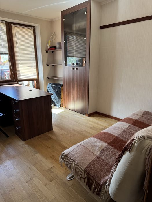 Сдам 4 ком кв  первый дом м. Салтовское 522 м-рн с ремонтом