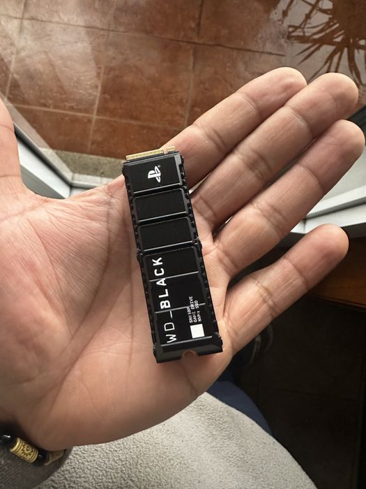 WD _BLACK    1 TB de memoria PC/ PS5