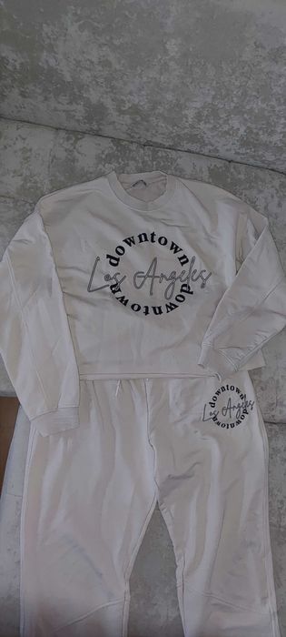 Спортивний костюм жіночий