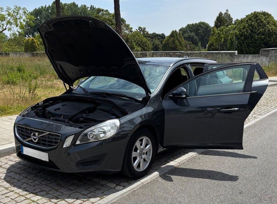 Volvo V60 DRIVe