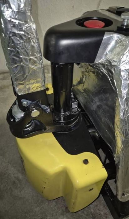 Porta Palete eléctrico modelo: Hyster 1500kg