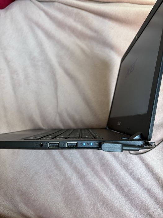 Laptop Acer Aspire 1