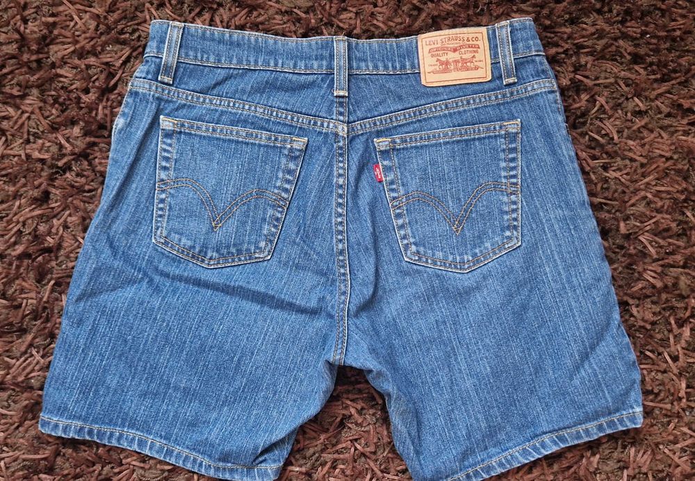 Spodenki damskie jeans Levis Relaxed 550 L