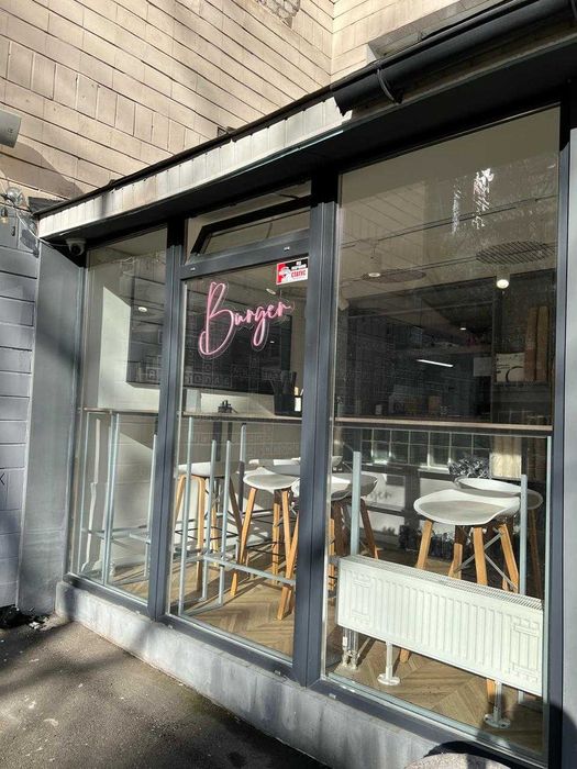 Кафе-піцерія 60м2 Предславинська,25 м.Палац Україна Печерськ