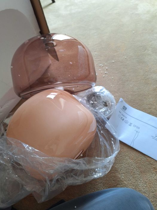 Candeeiro tecto rosa/nude