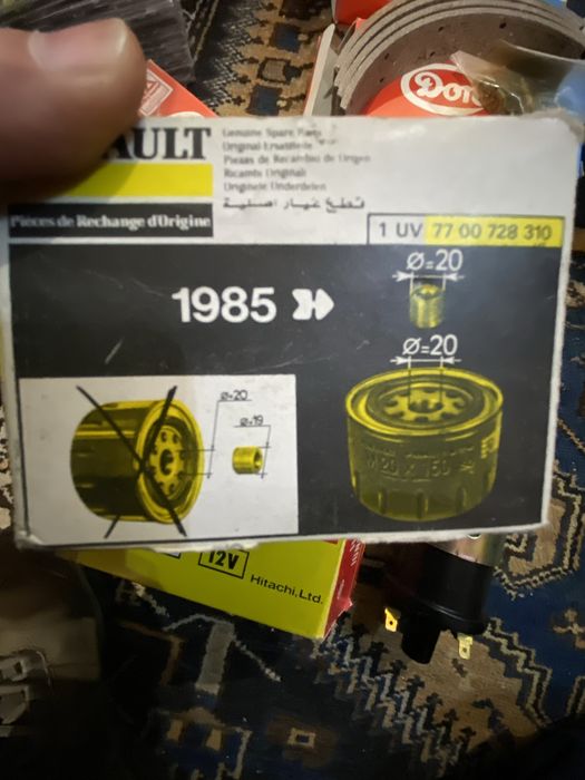 Lote de material diverso para Renault anos 80