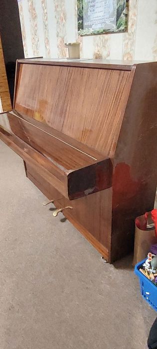 Продам піаніно в нормальному стані