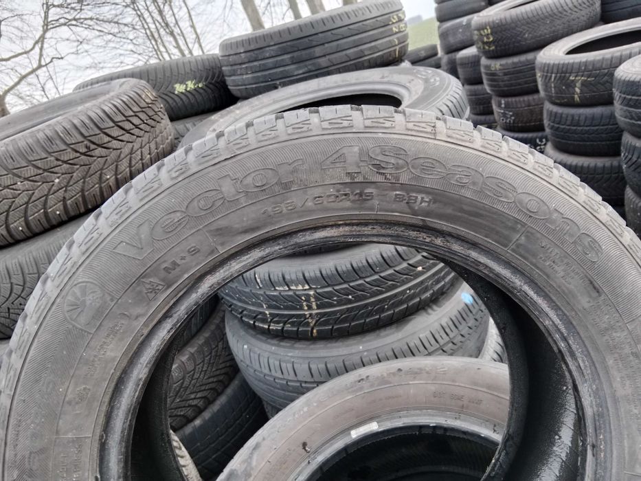 Opona używana 195/60R15 Goodyear Vector 4Seasons 1szt.