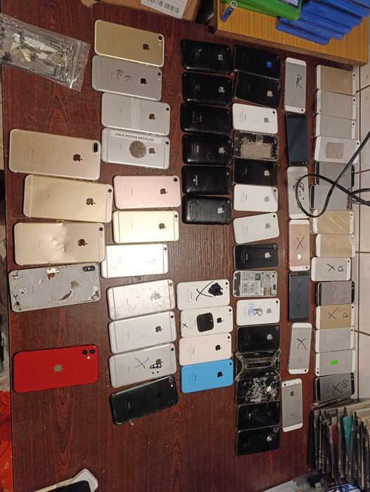 Kolekcja telefonów Iphone