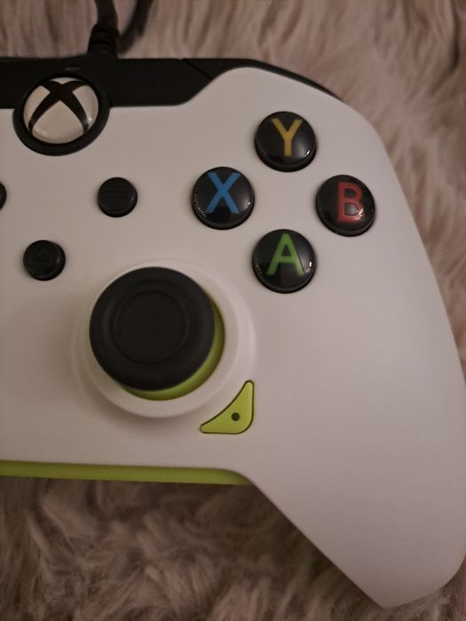 Pad przewodowy XBOX ONE PDP