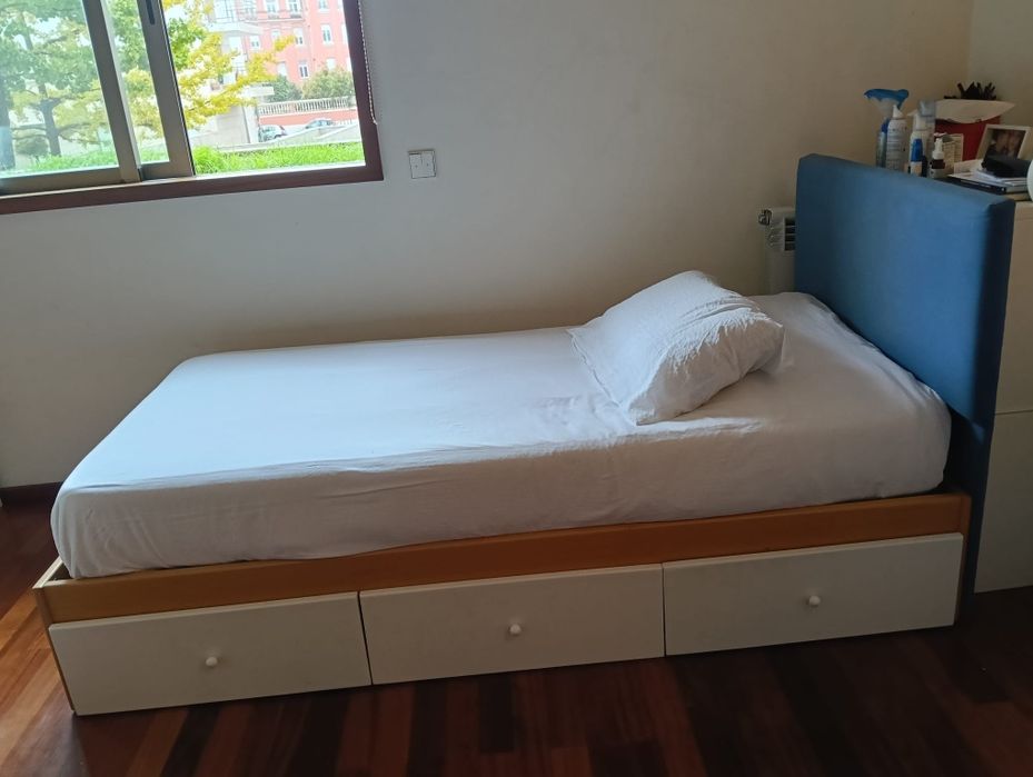 Cama de solteiro