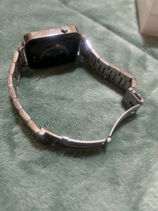 Relogio One smartwatch