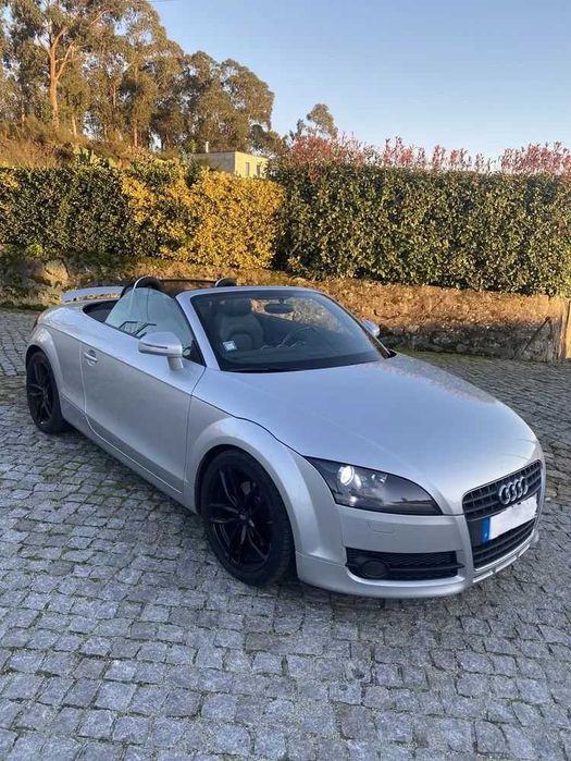 Audi TT Cabrio 2.0 — photo 3