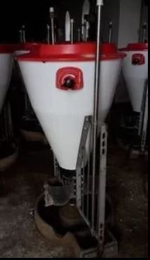 Automaty Paszowe Tubomaty Idealny Stan Nowy Model Karmniki Duńskie