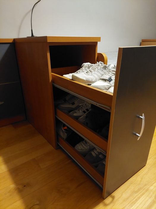 Cama dupla solteiro, 2 colchões e 3 módulos arrumação