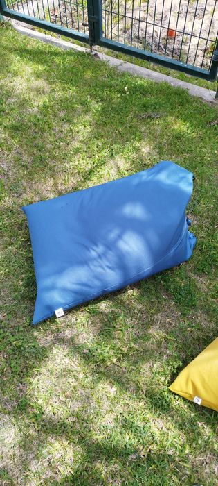 Puff de praia e piscina