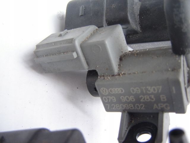 VW AUDI ZAWÓR PODCIŚNIENIA 079906283 B JAK NOWY