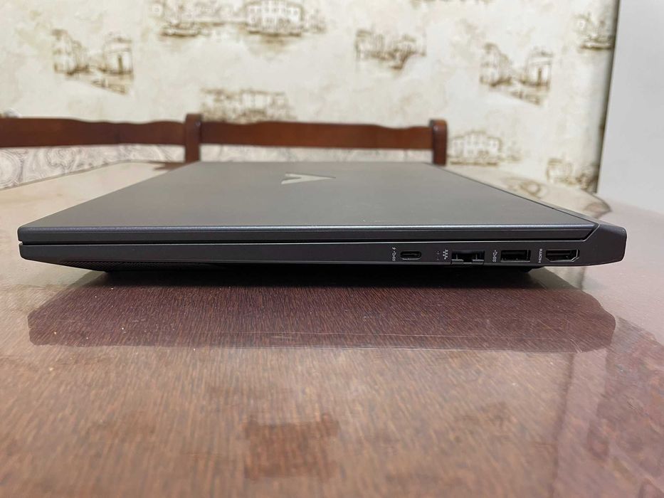 Ноутбук 15 FHD HP Victus 15-fb2063dx (Ryzen 5 7535HS/8/SSD512/RX6550M)