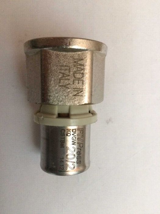 Пресс колено (угол 90°) 16х16*2.0 FIV (ФИВ) Италия