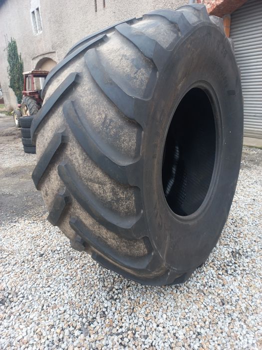 Opona 800 70R38 Michelin X bib.