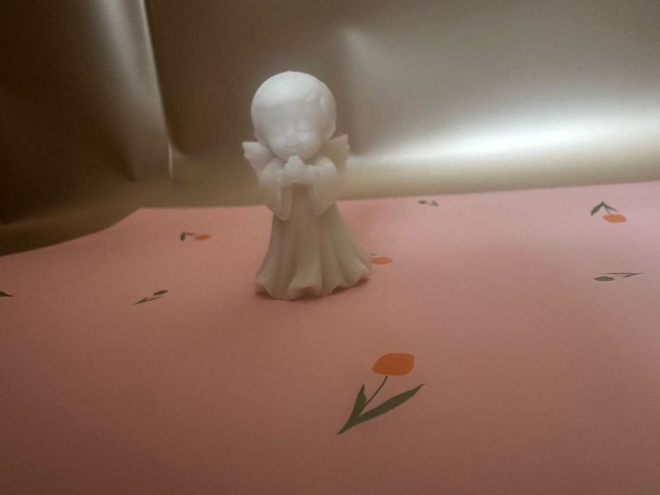 Ręcznie robione figurki aniołków