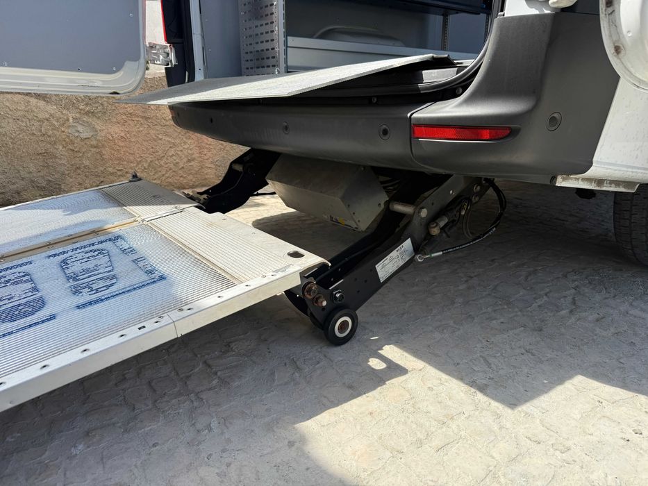 Plataforma elevatória BÄR Cargolift BC 602 (VanLift / FreeAccess)