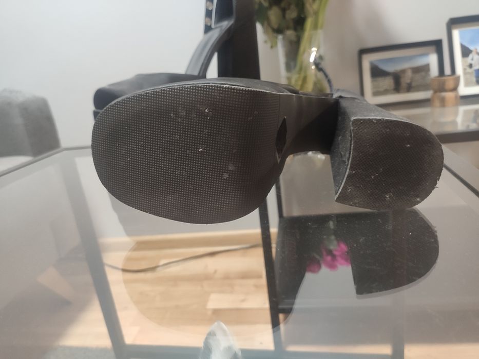 Buty damskie w dobrym stanie