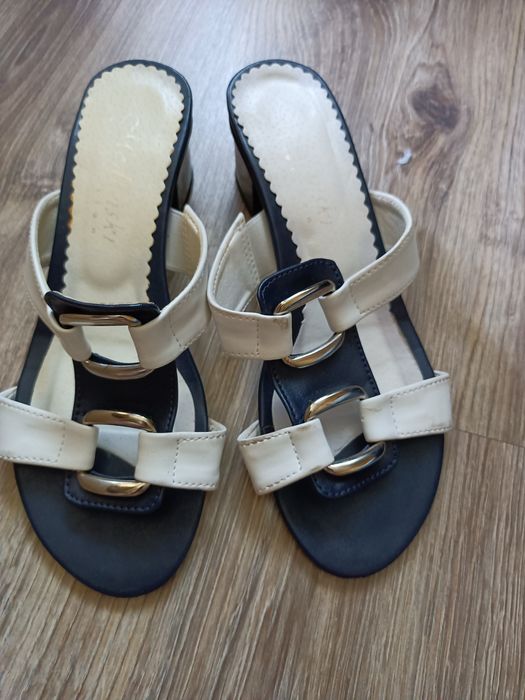 Klapki Modliński 36