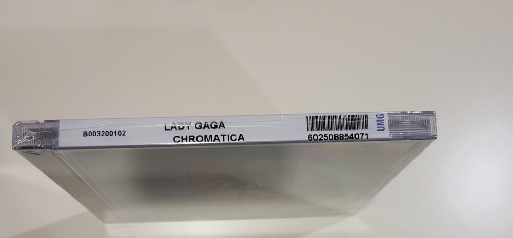 Lady gaga - Chromatica target edition