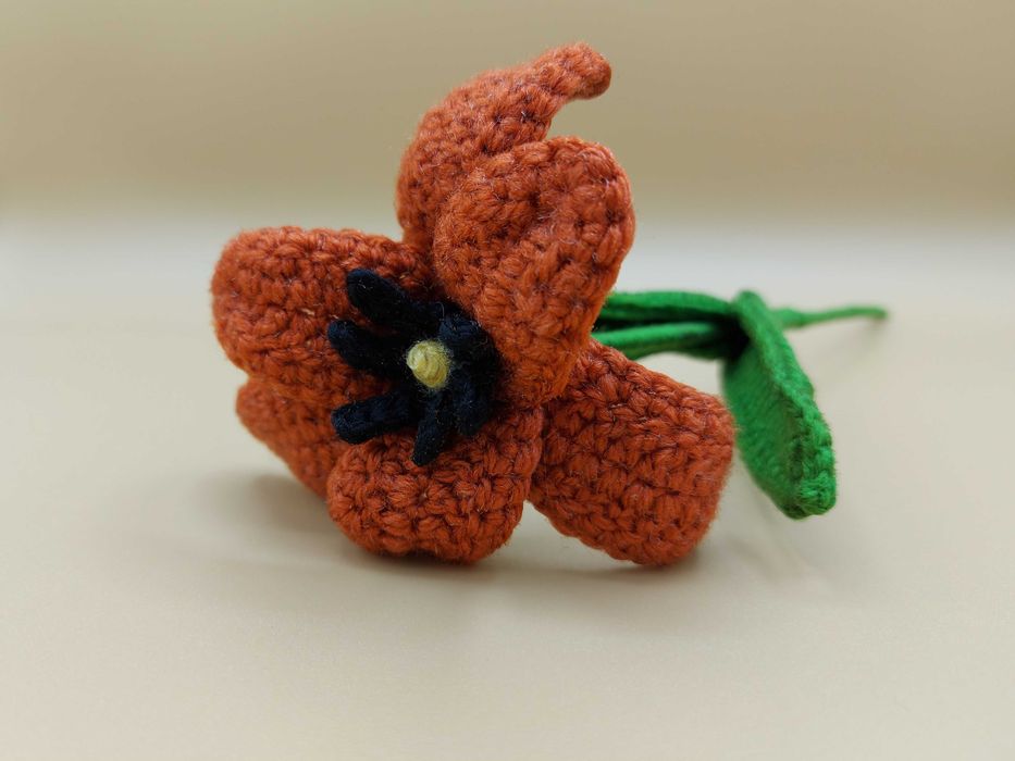 Flor em crochet feito à mão