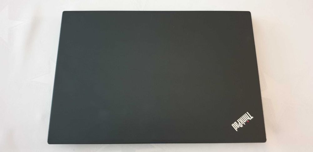 Lenovo Thinkpad 12" Ryzen PRO 16GB RAM, 256GB SSD, OFFICE 2021, AMD Radeon