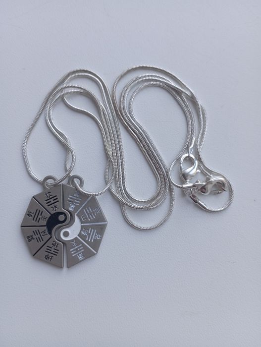Цепочки серебряные ИНЬ и ЯНЬ