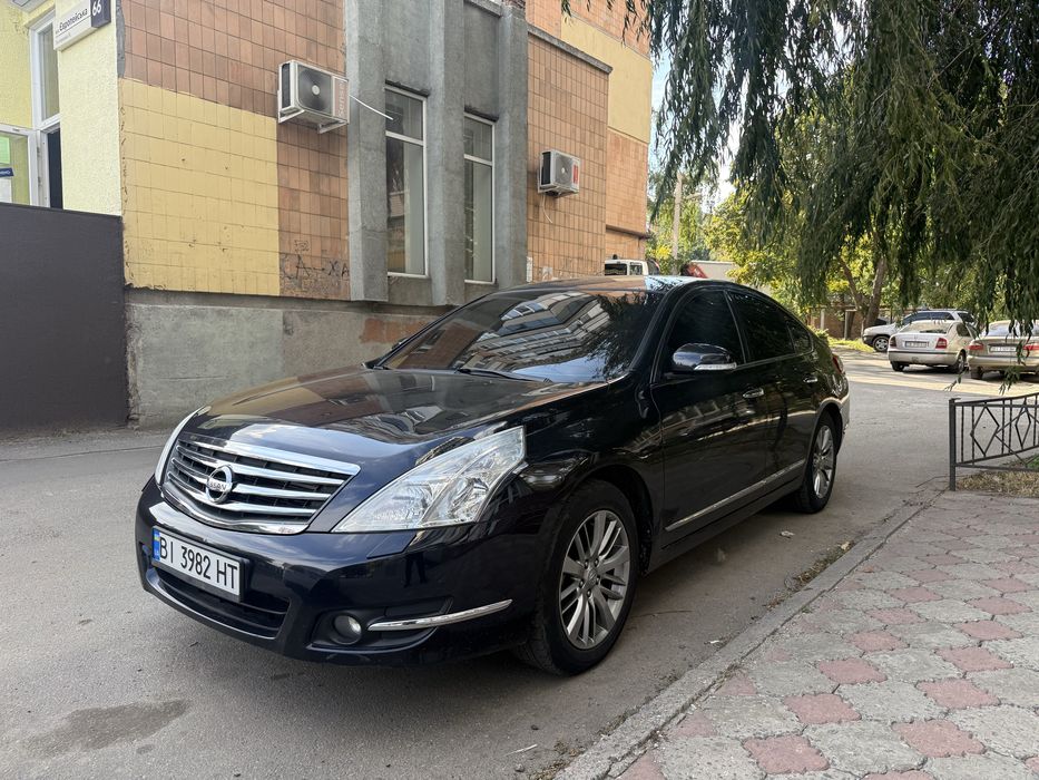 Nissan Teana 2.5  2012