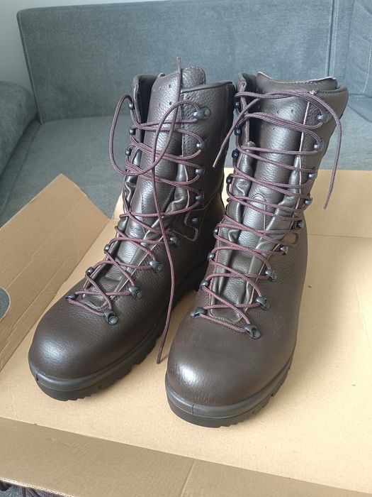 Buty wojskowe zimowe skórzane DEMAR r.29.5/ EU46