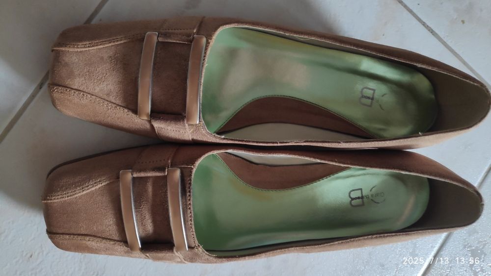 Czółenka, buty Clara Barson, roz. 40