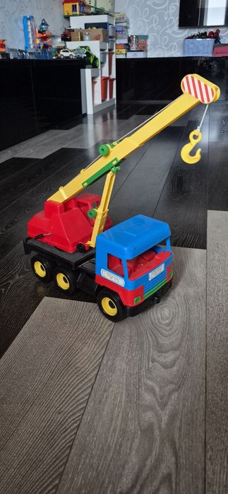 Машина дитяча джип