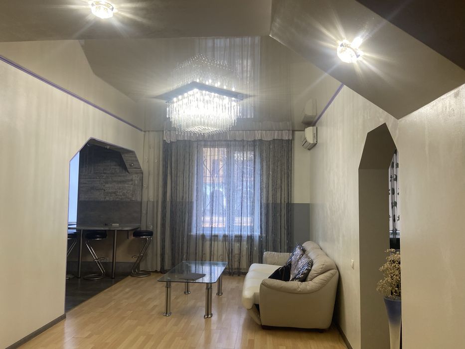 Можно на місяць.Здам 3-к кв.автономкою