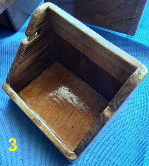 Conjunto de organizadores de material de escritório em madeira