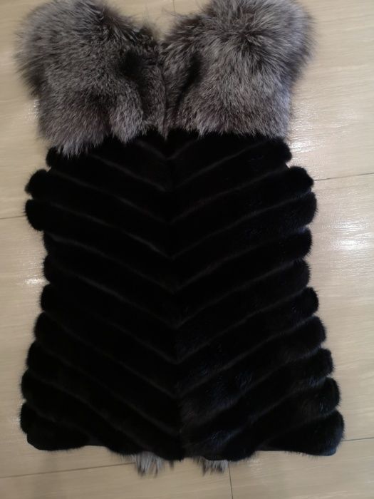 Жилекта меховая размер L