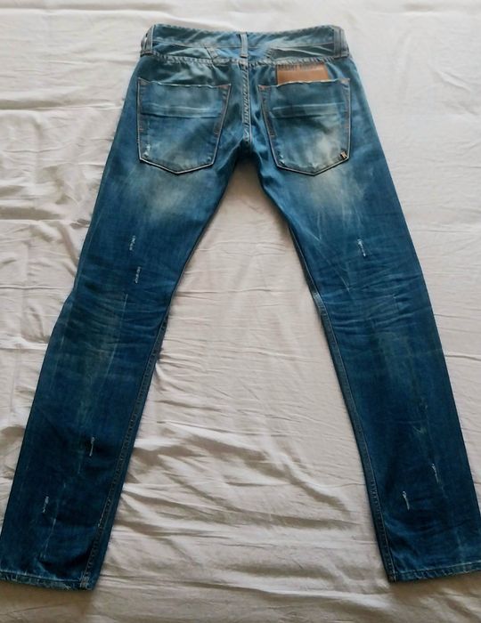 Calças de Ganga Levis W31 L34 e Takeshy Kurosawa 46/32