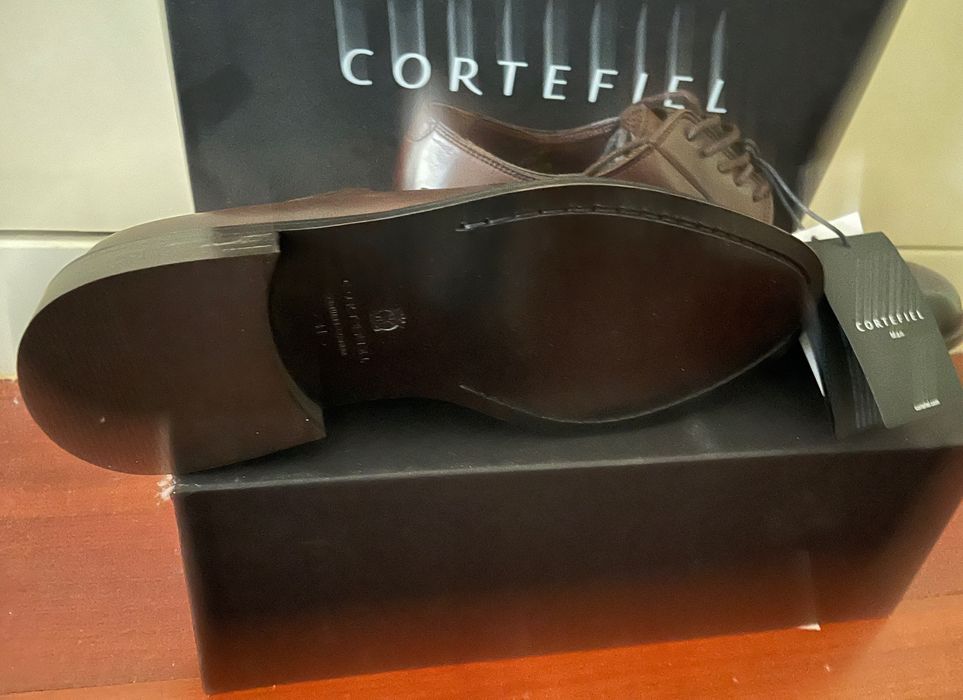 Sapatos Castanhos Corte Fiel - Novos