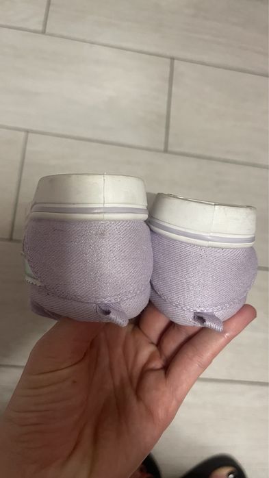 Продам дитячі кеди 28 розмір