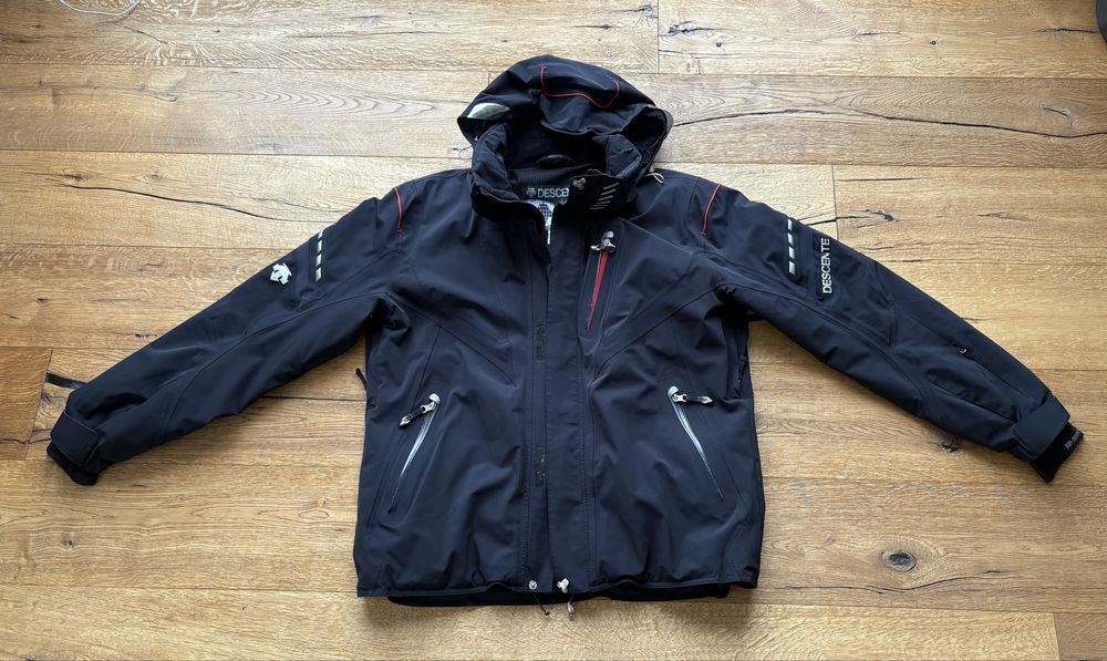 Kurtka narciarska Descente Titan Thermo (model DO-8605) Rozmiar XXL/56