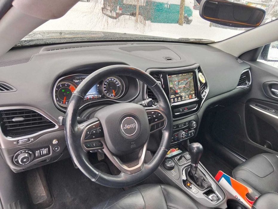 Sprzedam Jeep Cherokee