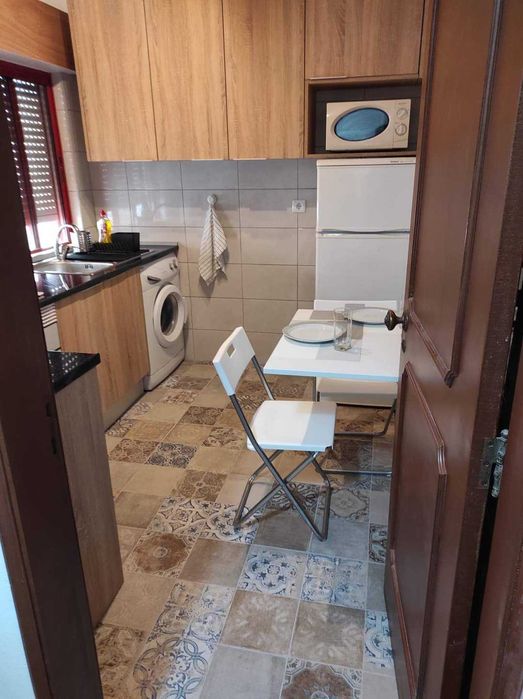 Quarteira - Apartamento T0 - Apenas disponível para férias!!!