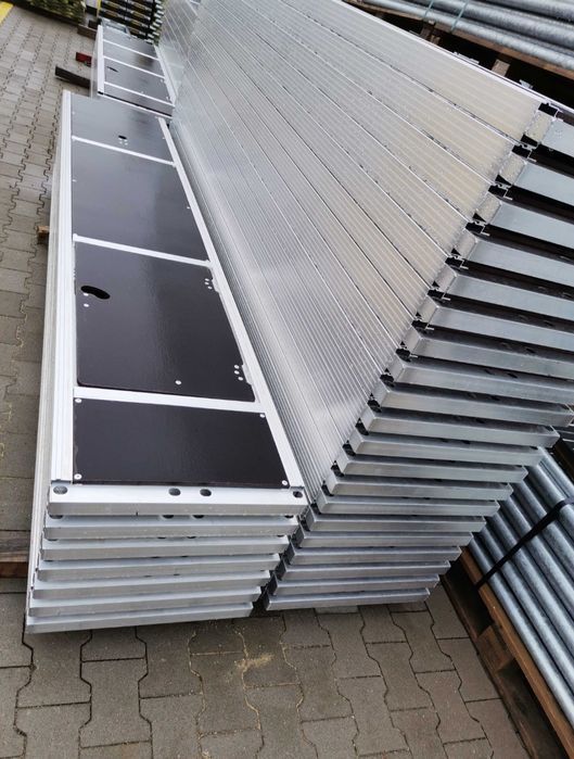 Rusztowanie fasadowe plettac 100m2
