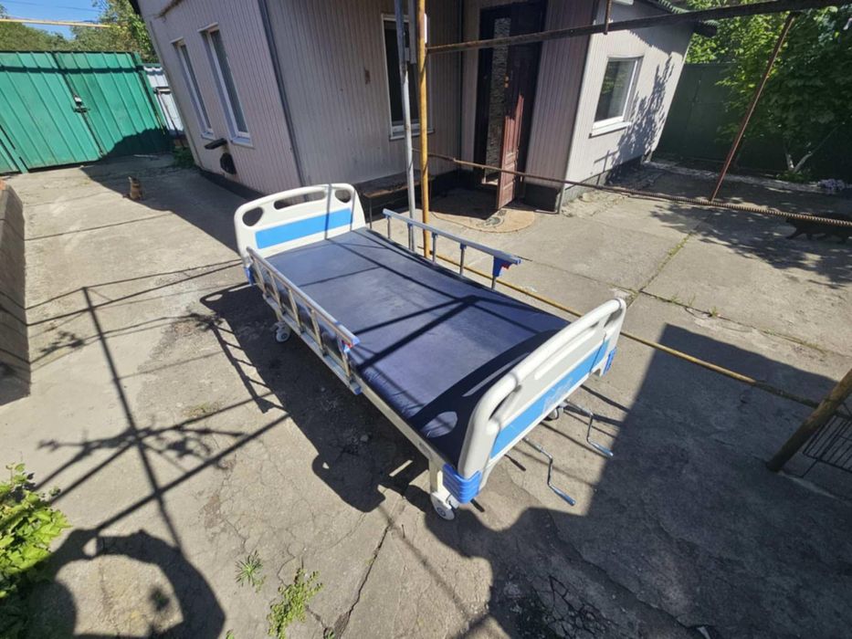 Продам лікарське ліжко.