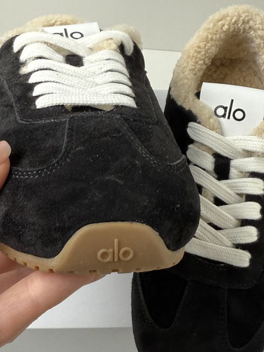 Кеди зимові кросівки на хутрі ало йога alo yoga