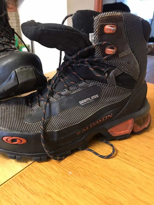 чоботи зимові чоловічі соломон в доброму стані  взувай і йди